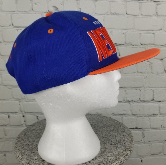 T&T | New York flat brim snapback cap hat - Picture 3 of 8